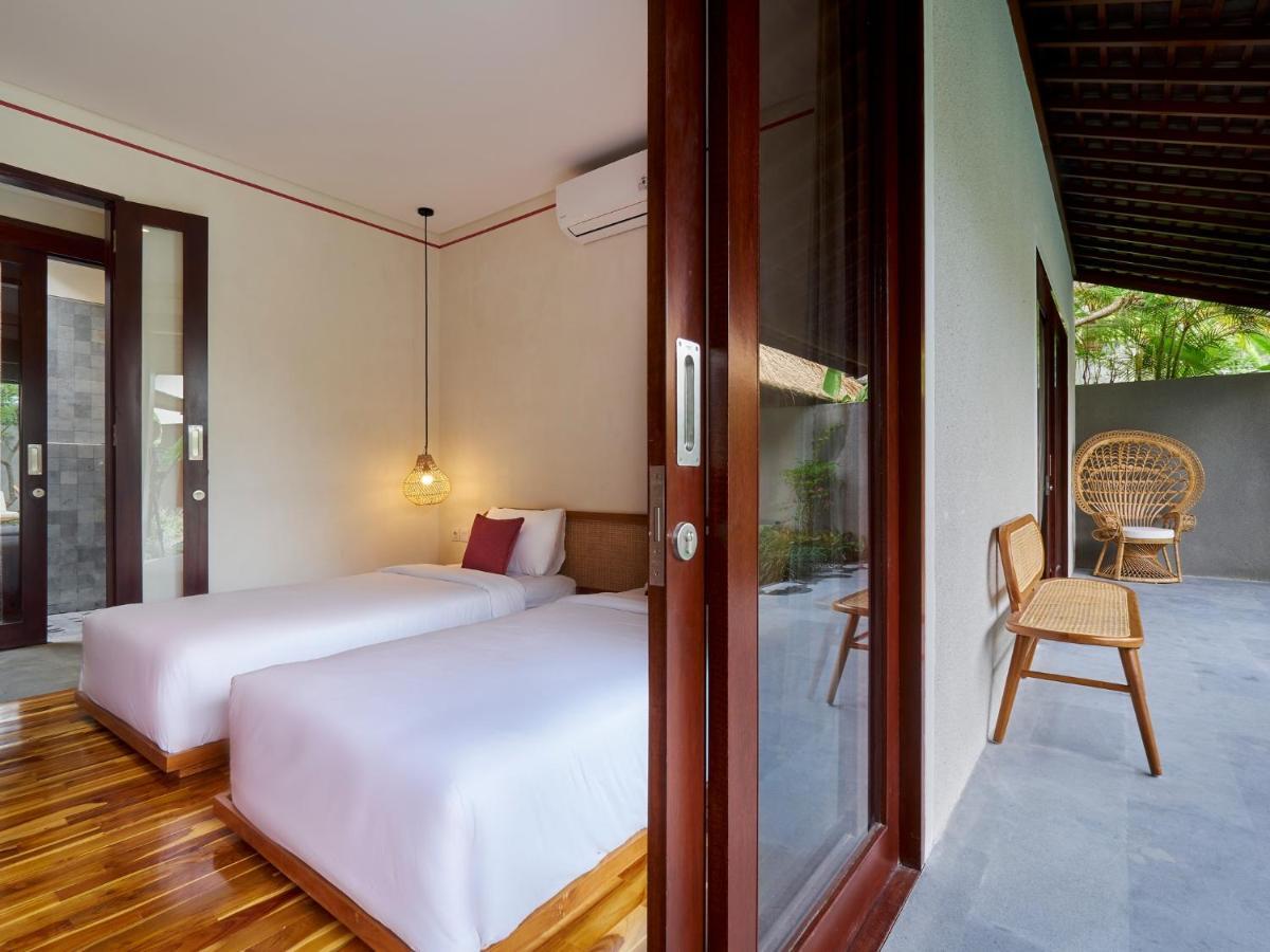 Bumbak Park Villas Canggu  Exterior photo